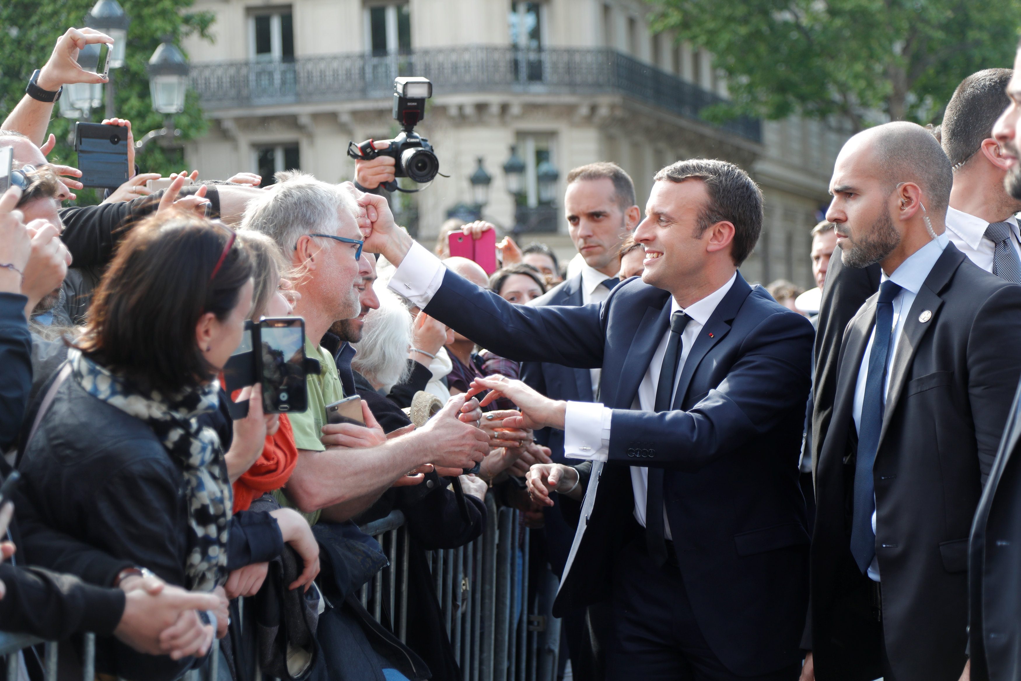 2017-05-14T172109Z_1935522551_RC1304683A00_RTRMADP_3_FRANCE-ELECTION