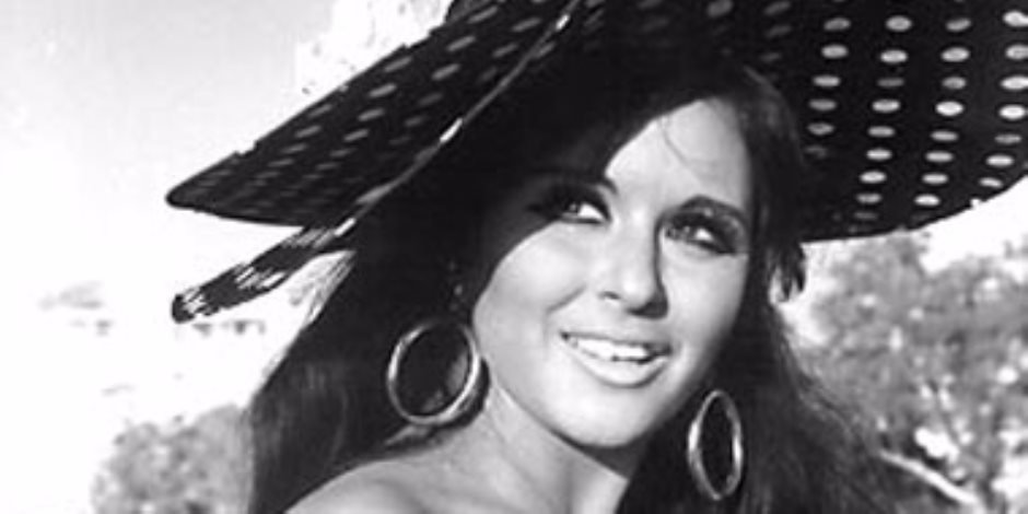 فاتنة رغم الحزن والمرض شاهد آخر صور للسندريلا قبل وفاتها صور صحافة 24 نت