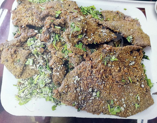 أحدث طرق تهريب المحمول والمخدرات لنزلاء السجون (6)