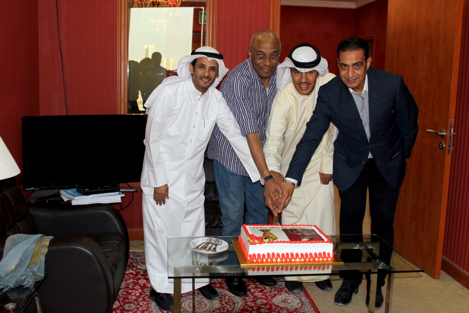 جريدة الشاهد الكويتيه (1)