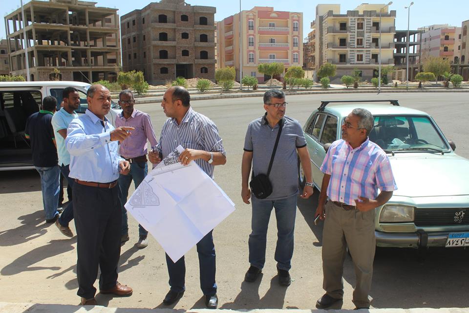 رئيس مدينة طيبة الجديد يتابع تنفيذ مشروعات  (4)