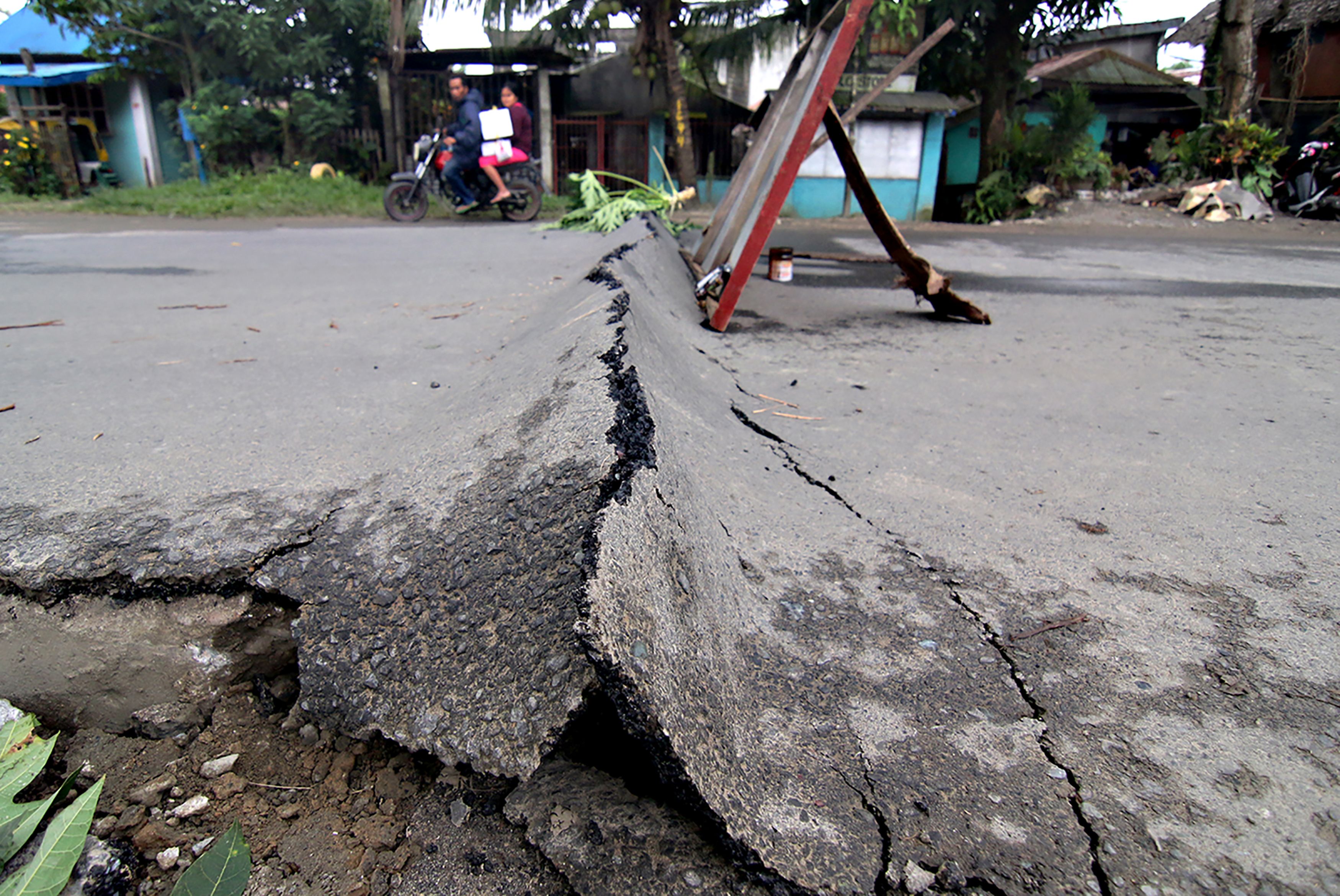 1134172-زلزال-الفلبين-(2)