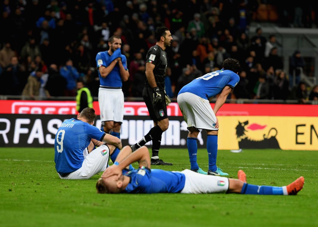 لاعبي إيطاليا بعد فشل الصعود لكأس العالم