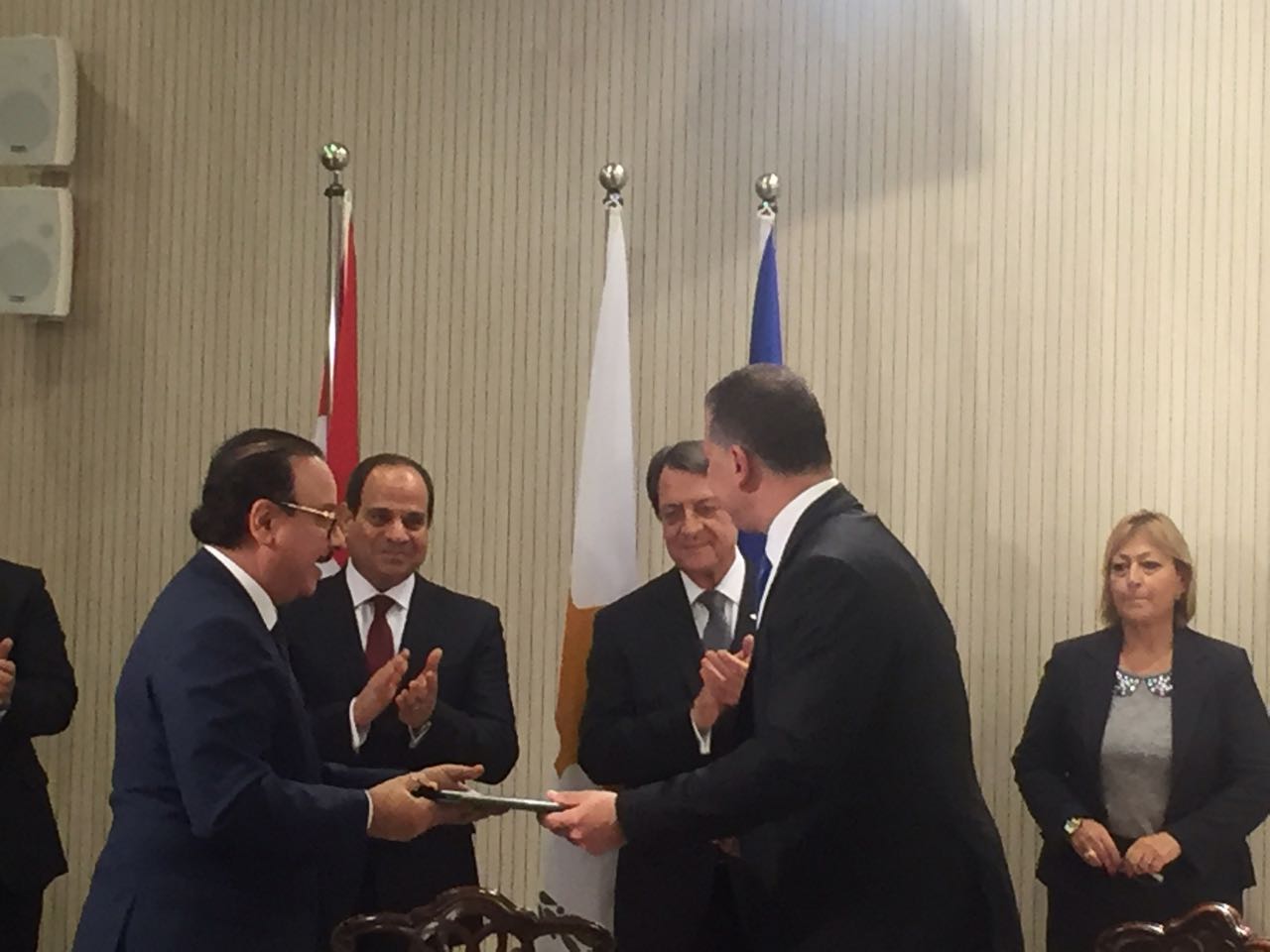 توقيع مذكرة تعاون في مجال الأعمال والاتصال بين مصر وقبرص2
