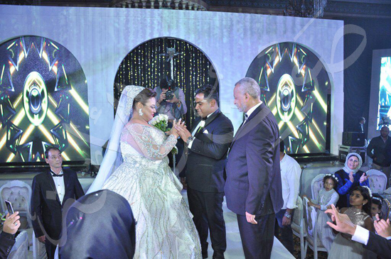 زفاف نجمة مسرح مصر ويزو (16)