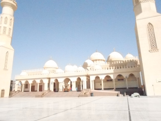 مسجد الميناء الكبير بالغردقة (4)