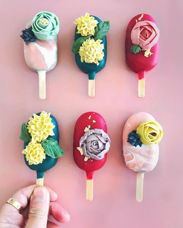Avid-home-baker-who-turns-leftover-cake-scraps-into-meticulously-crafted-cake-popsicles-59eef241df136__700