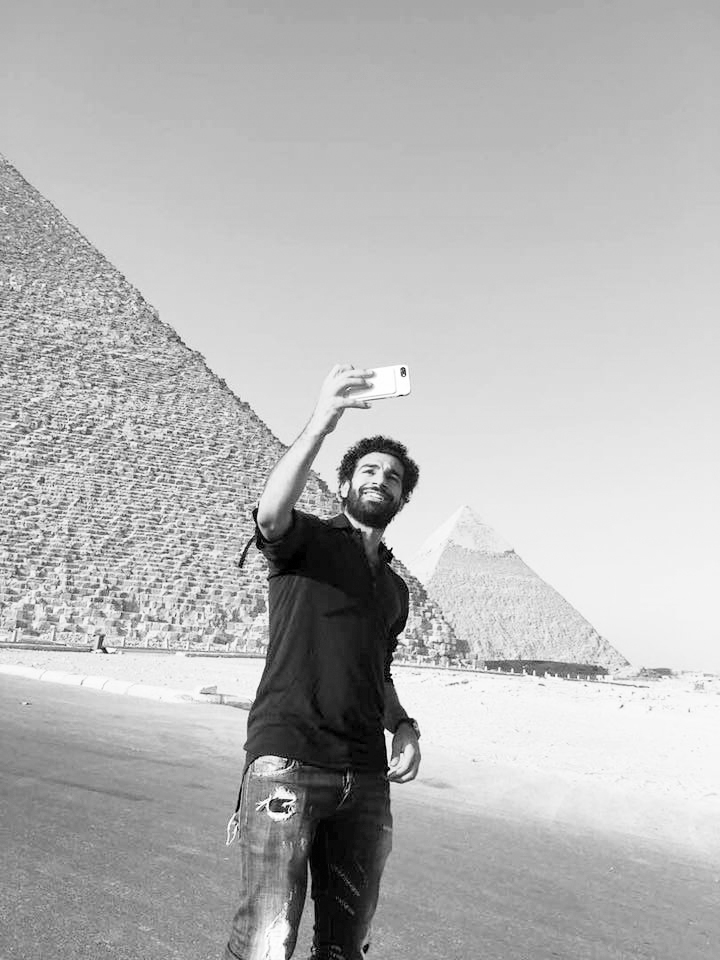 صلاح وسيلفي الهرم