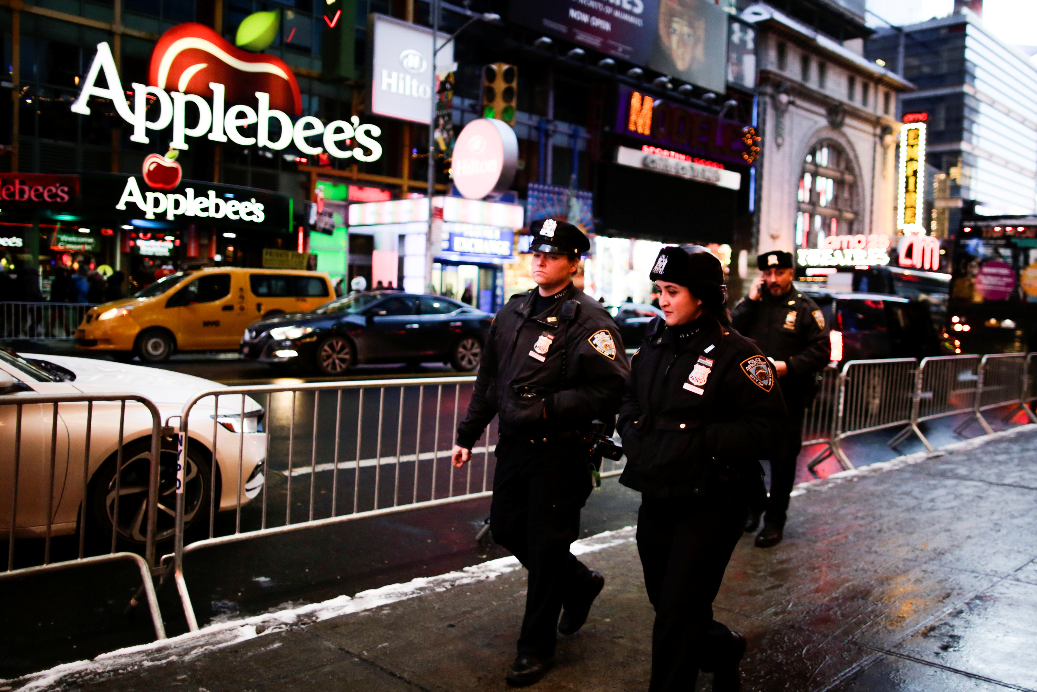 الشرطة الأمريكية تنتشر فى شوارع نيويورك