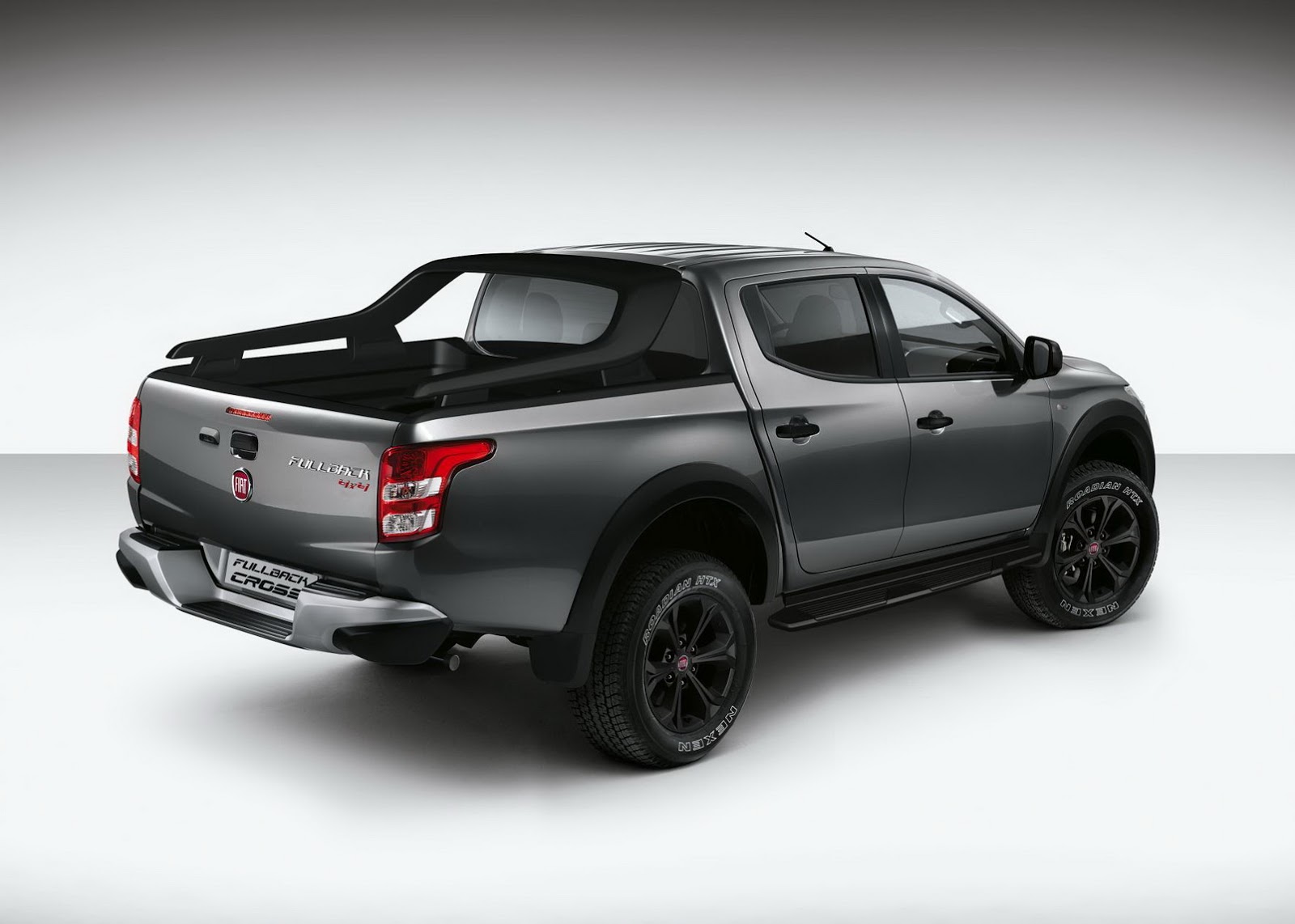 fiat-fullback-cross-launched-2