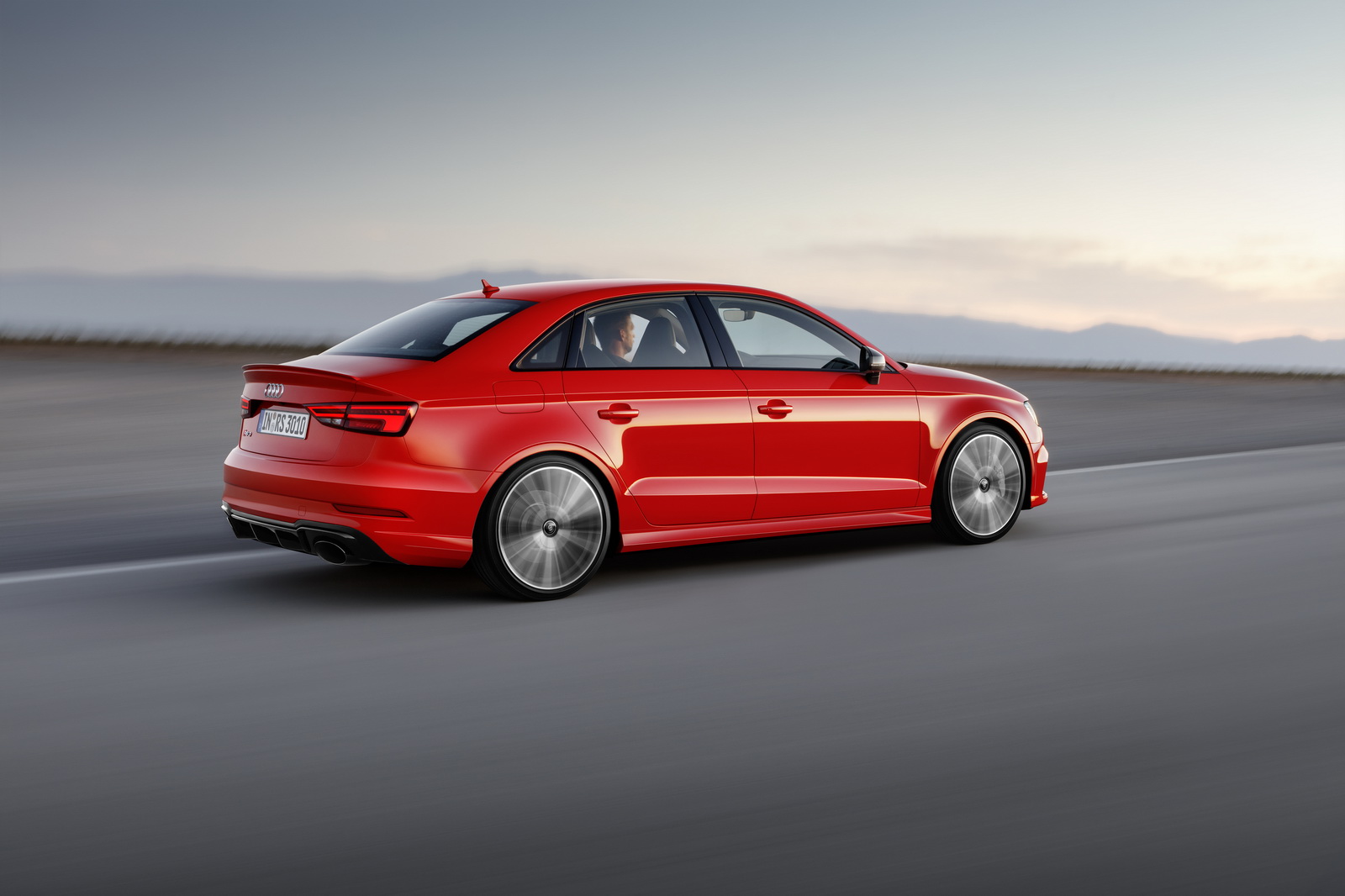 Audi RS3 Sedan -3