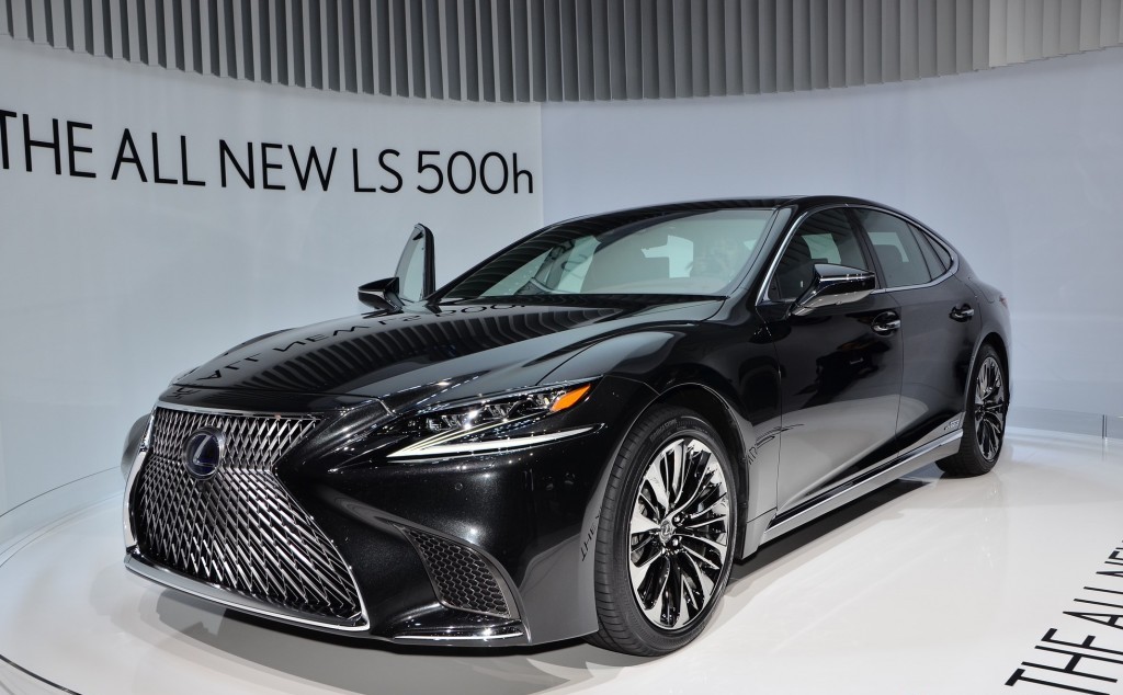 LEXUS 1