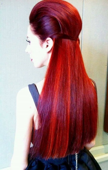 الشعر الأحمر  (1)