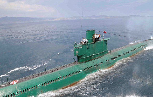 أحد الغواصات النووية لكوريا الشمالية