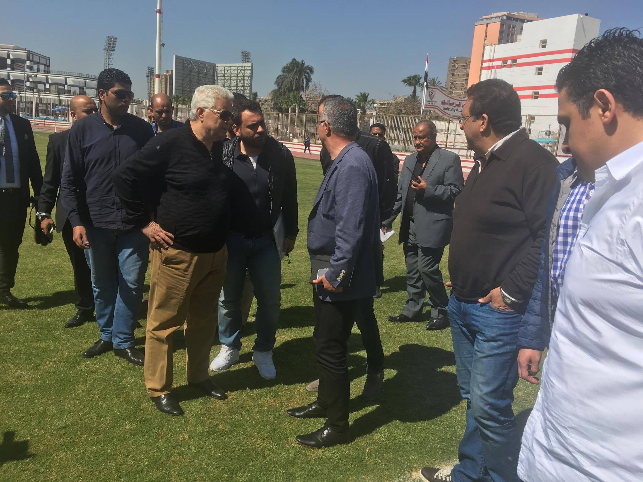 371823-إيناسيو-يتفقد-منشآت-الزمالك