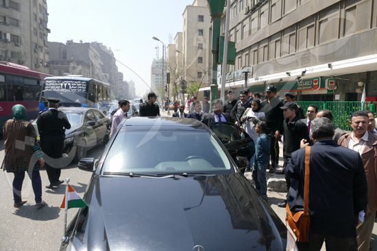 السفير الهندي فى محطه المترو (13)