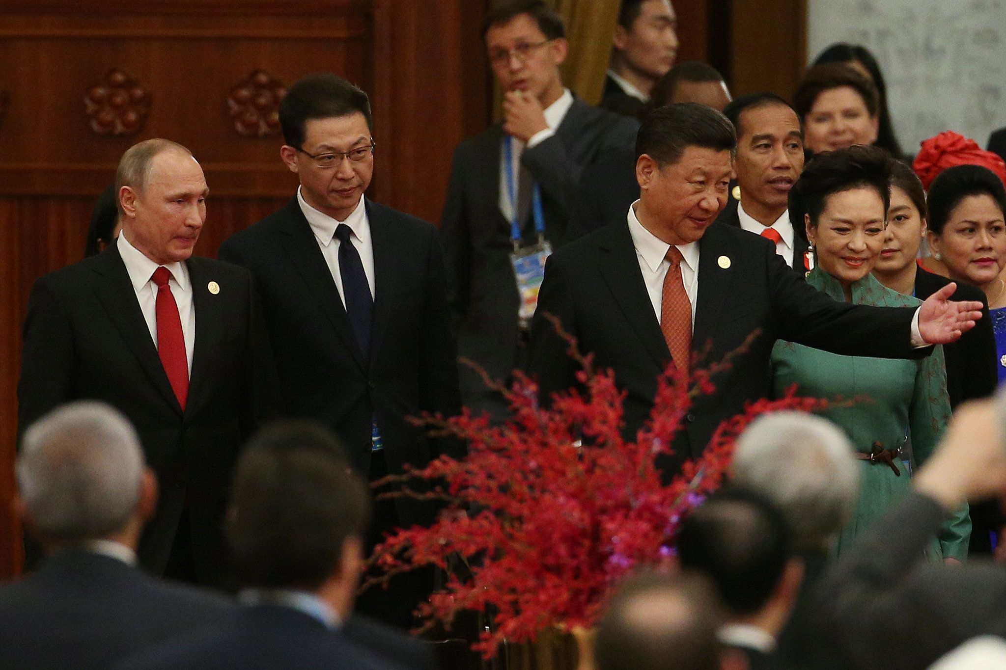 الرئيس الصينى يرحب بالرئيس الروسى