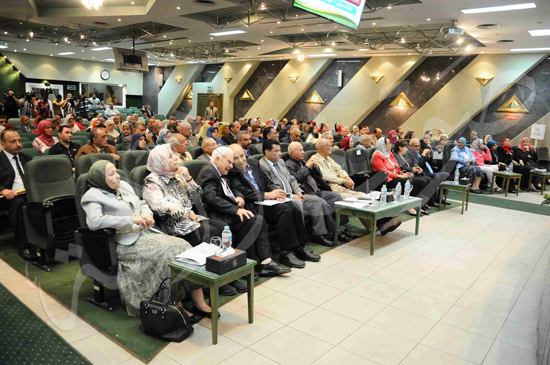 المؤتمر الدولى للاحصاء تصوير اشرف فوزى تحرير محمود عثمان‎ (2)