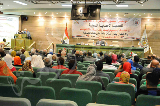 المؤتمر الدولى للاحصاء تصوير اشرف فوزى تحرير محمود عثمان‎ (6)