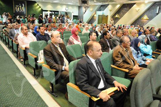 المؤتمر الدولى للاحصاء تصوير اشرف فوزى تحرير محمود عثمان‎ (5)