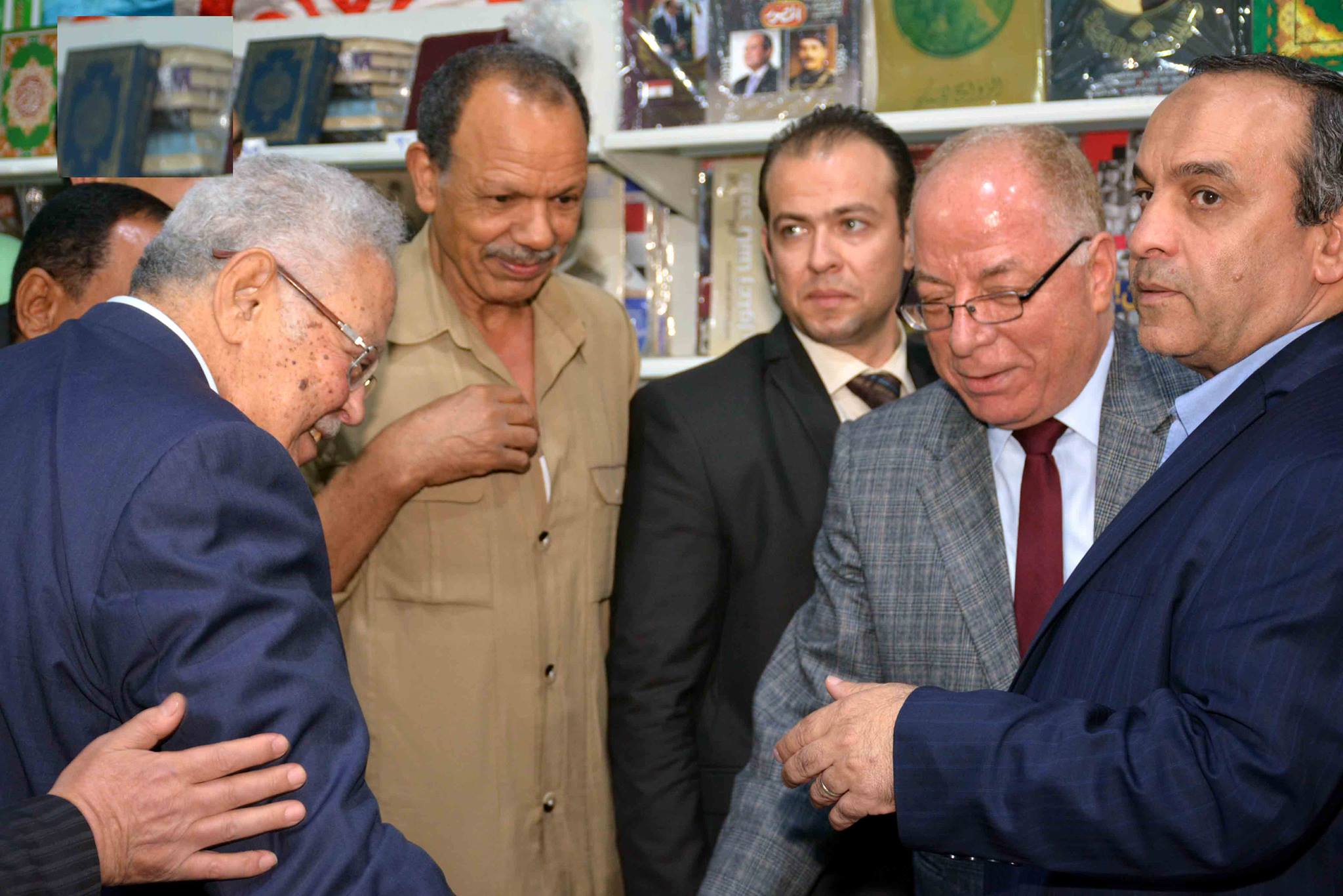 وزير الثقافة يفتتح سور دار الهلال للكتاب  (9)