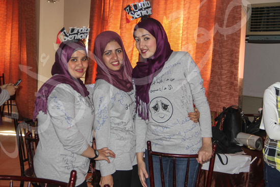 حفل تخرج طلبة كلية التجارة تعليم مفتوح جامعة عين شمس 2017 صور
