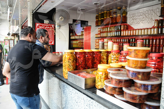 صناعة الطرشي رحلة لفتح شهية المصريين (1)