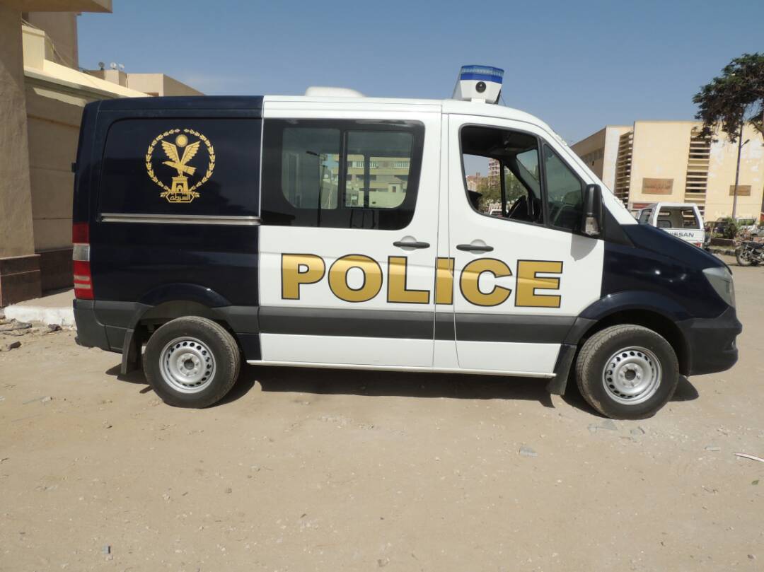 السيارة الجديدة التى تسلمتها مديرية أمن سوهاج.jpeg4