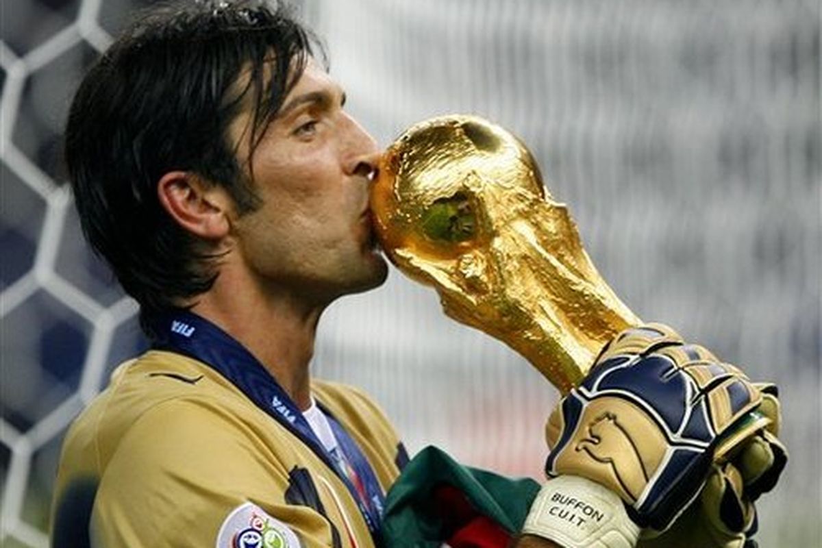 LEV_YASHIN_AWARD_-_GIANLUIGI_BUFFON