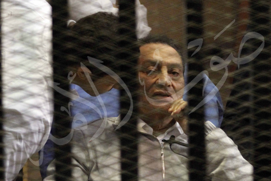 مبارك فى القفص و نظر تظلم مبارك فى حبسة تصوير ماهر اسكندر 15-4-2013 (34) copy