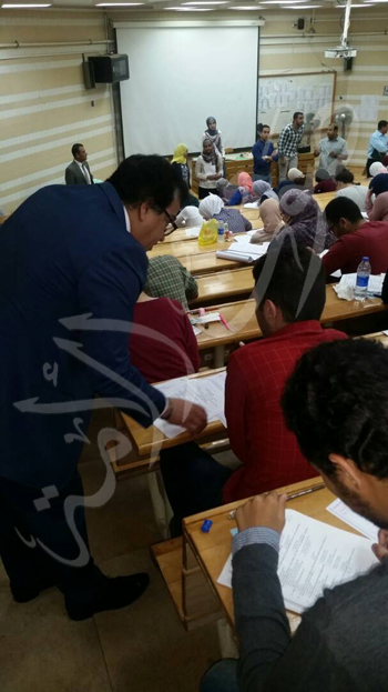 وزير التعليم يتابع الامتحانات (1)