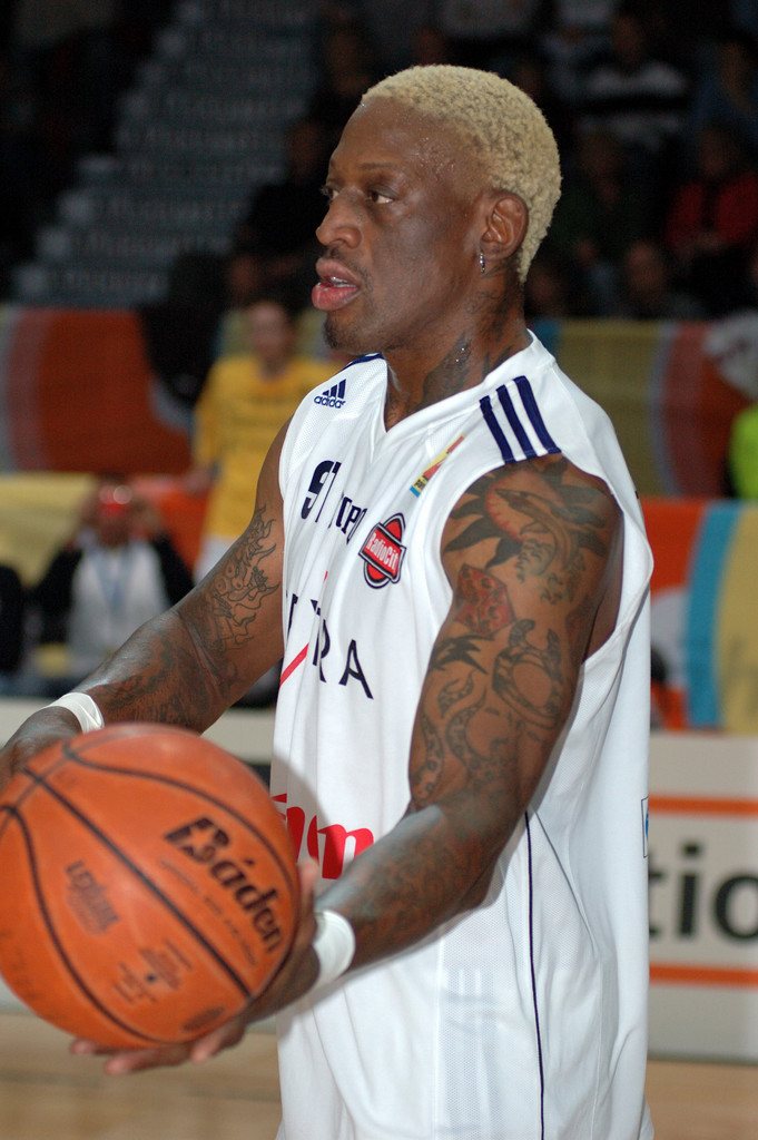 لاعب كرة السلة السابق دينيس رودمان