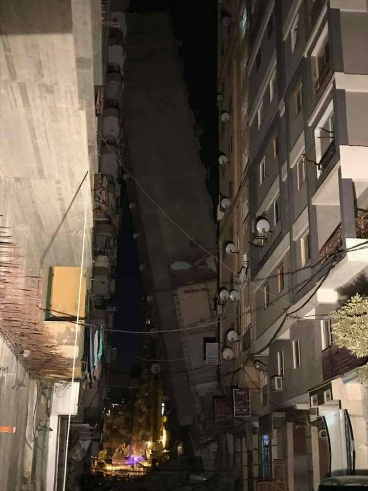 انهيار برج في الاسكندرية2