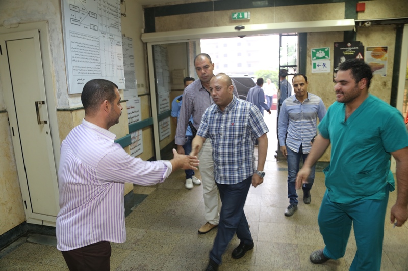 محافظ المنوفية يكافئ رئيس مدينة الباجور وعمال النظافة ويقيل رئيس قورص ويحيل مسؤلي 11 وحدة صحية ومدير إدارة أشمون  (4)