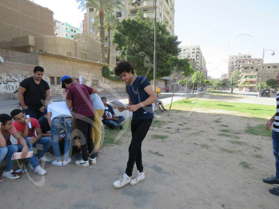 طلاب ثانوية عامة (2)