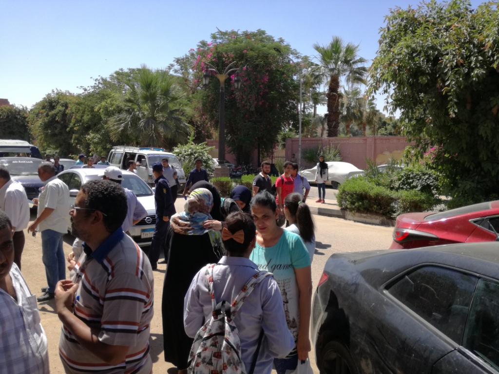 سعادة كبيرة في اليوم الثاني لامتحانات الثانوية العامة (3)
