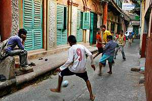 street-soccer-game