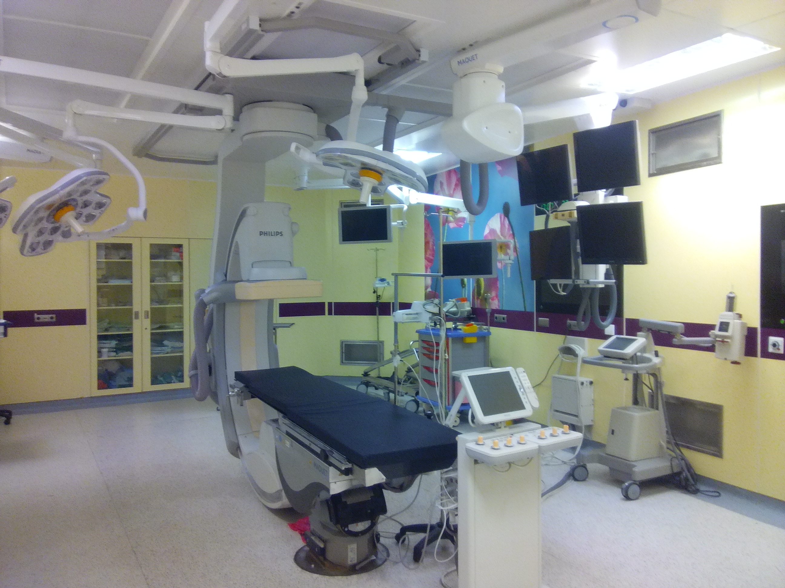 5- غرفة عمليات قسطرة القلب