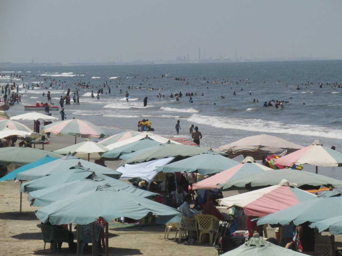 شاطئ بورسعيد (1)