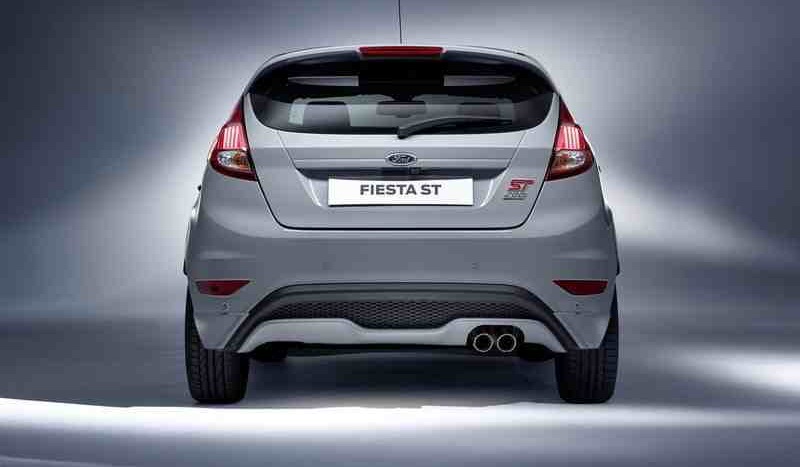 Rear-styling-Ford-Fiesta-2017-ST