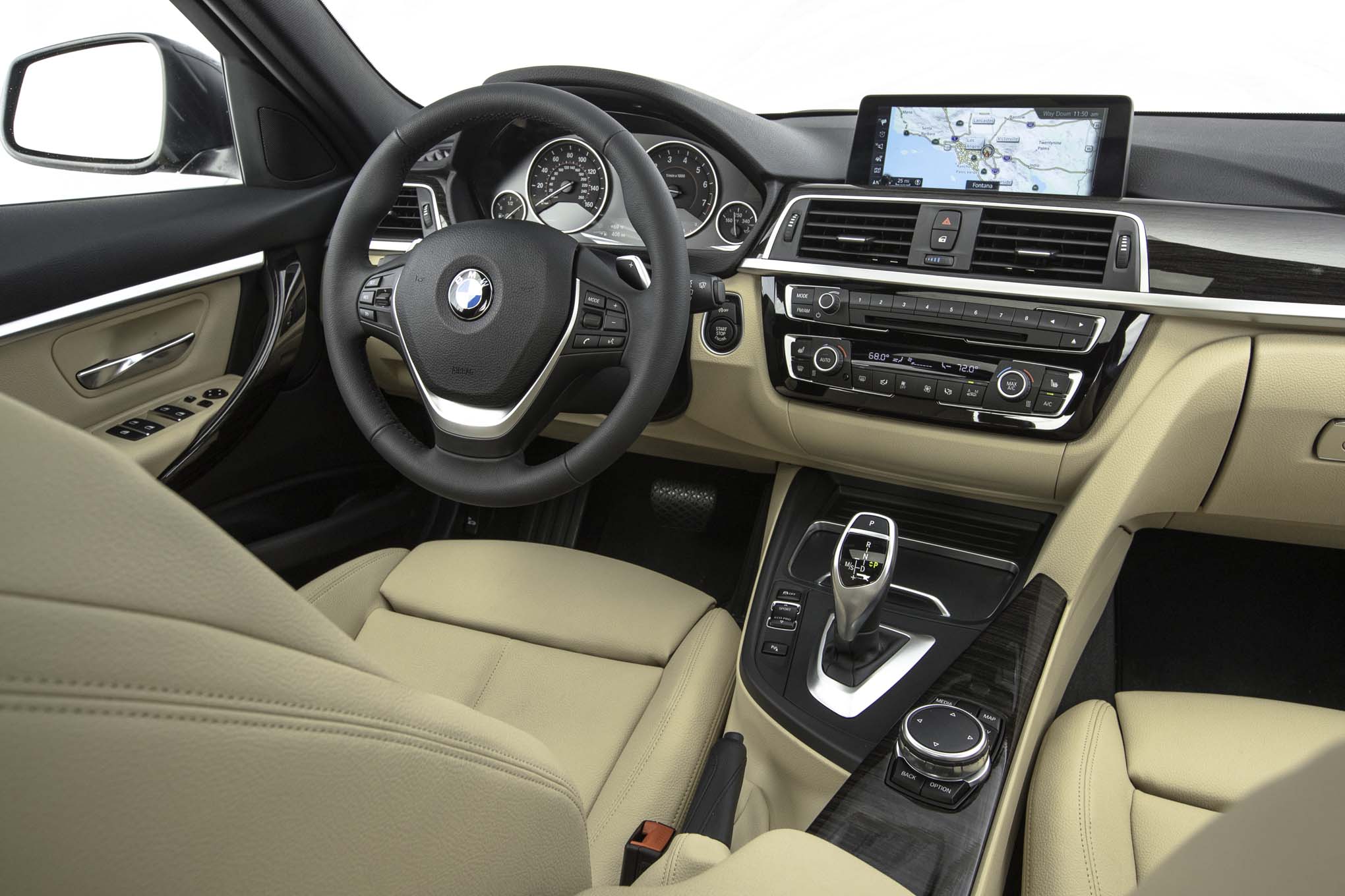2017-BMW-330i-interior