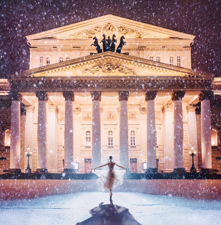 مسرح البلشوي- موسكو