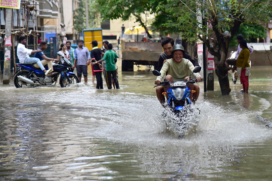 شوارع الهند بعد الفيضان