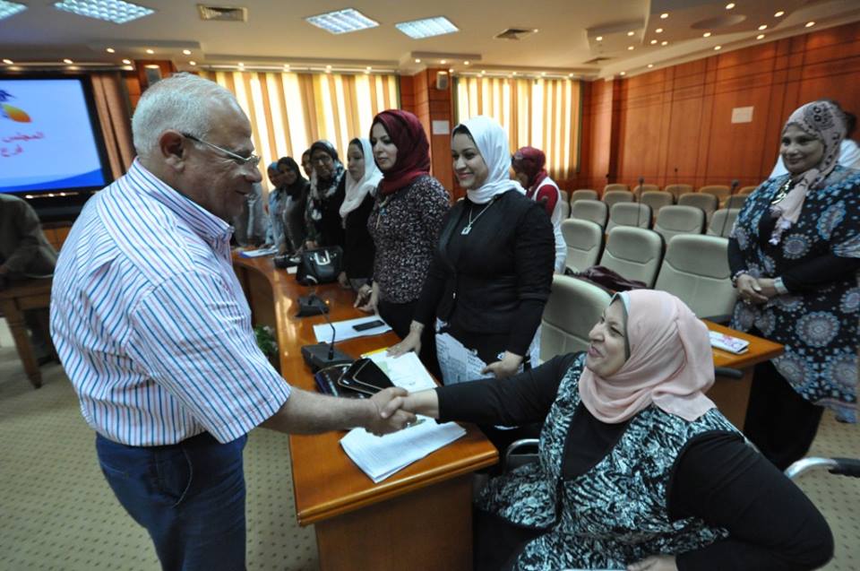 المحافظ والمجلس القومي للمراة ببورسعيد (2)