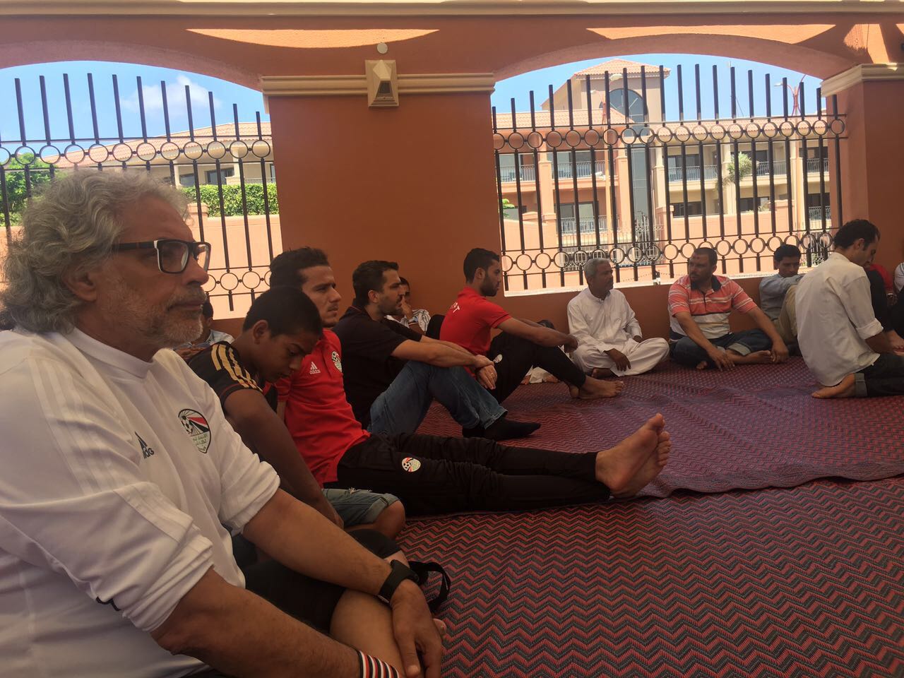 المنتخب الوطنى في صلاة الجمعة 2 المنتخب الوطنى في صلاة الجمعة 2