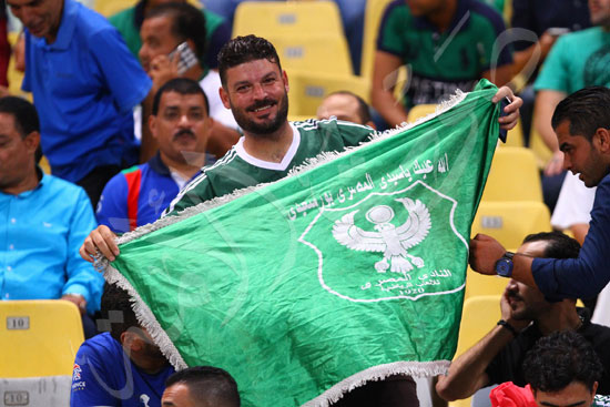 الزمالك والمصرى (10)