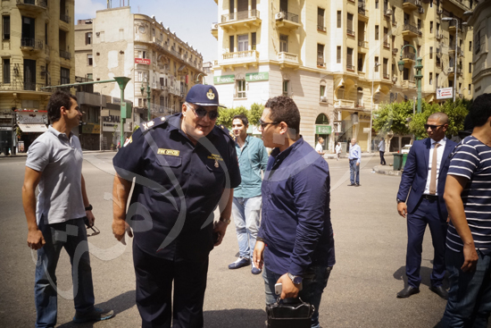 مدير أمن القاهرة يتفقد الخدمات الأمنية ويهنئ المواطنين بالمتنزهات (2)