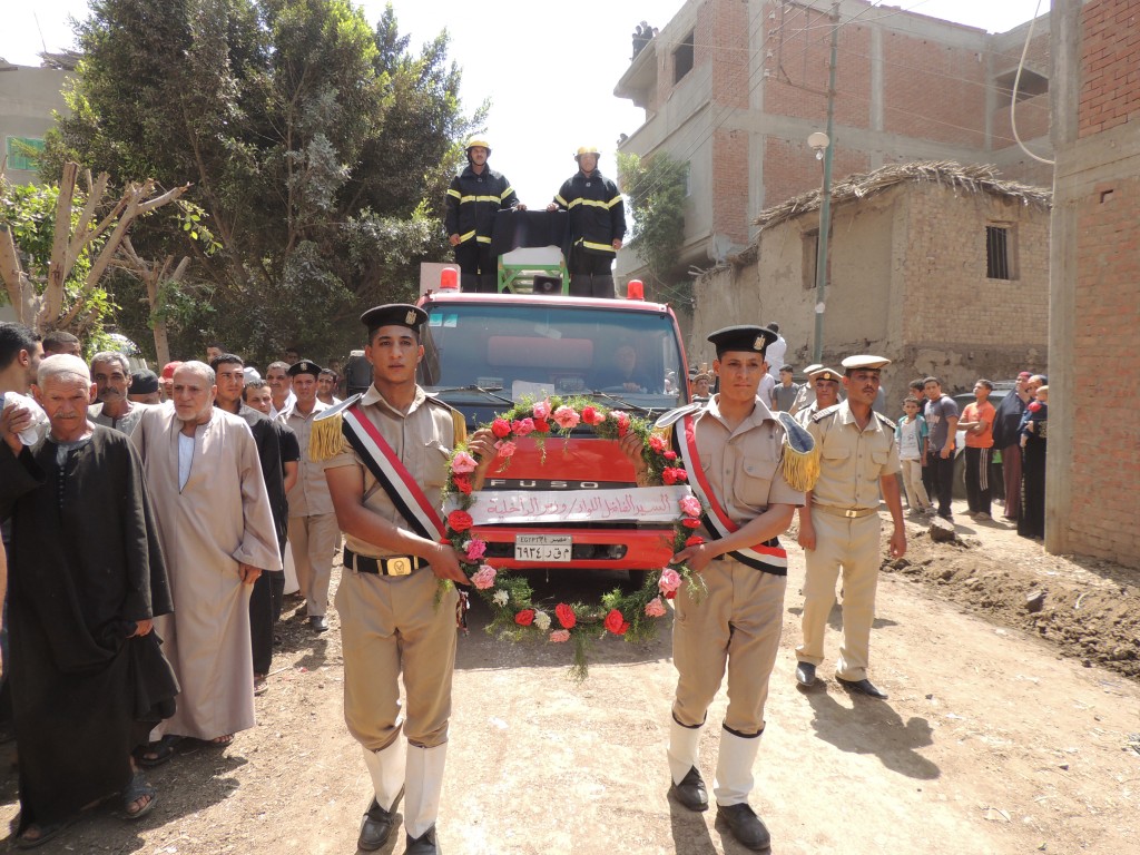 جنازة عسكرية لشهيد الشرطة النقيب عصام يونس عبد الفتاح (8)