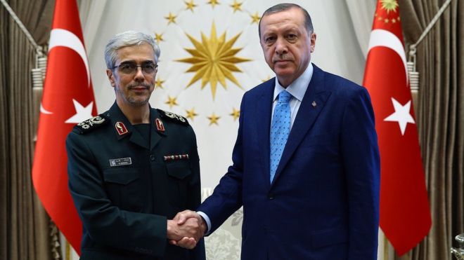 الرئيس التركي مع رئيس الأركان الإيراني