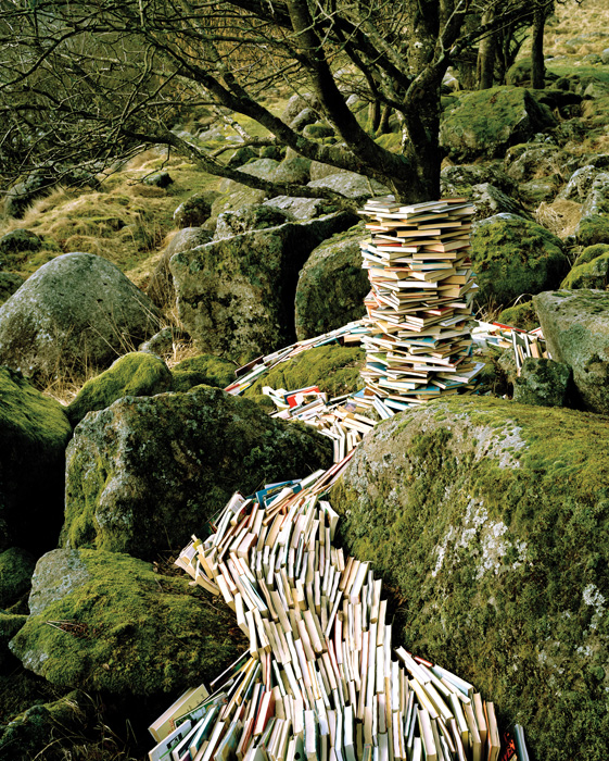 رون جونيريوسن يجسد النهر من الكتب مع الطبيعة